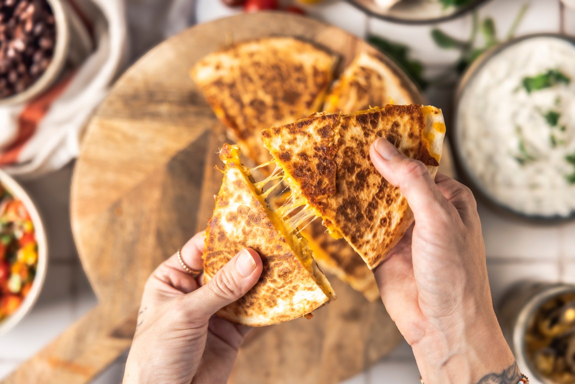 Kuřecí Quesadilla s cheddarem